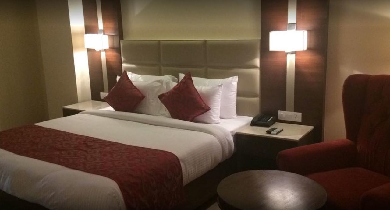 Continent Hotel Nawanshahr Nawāshahr Εξωτερικό φωτογραφία